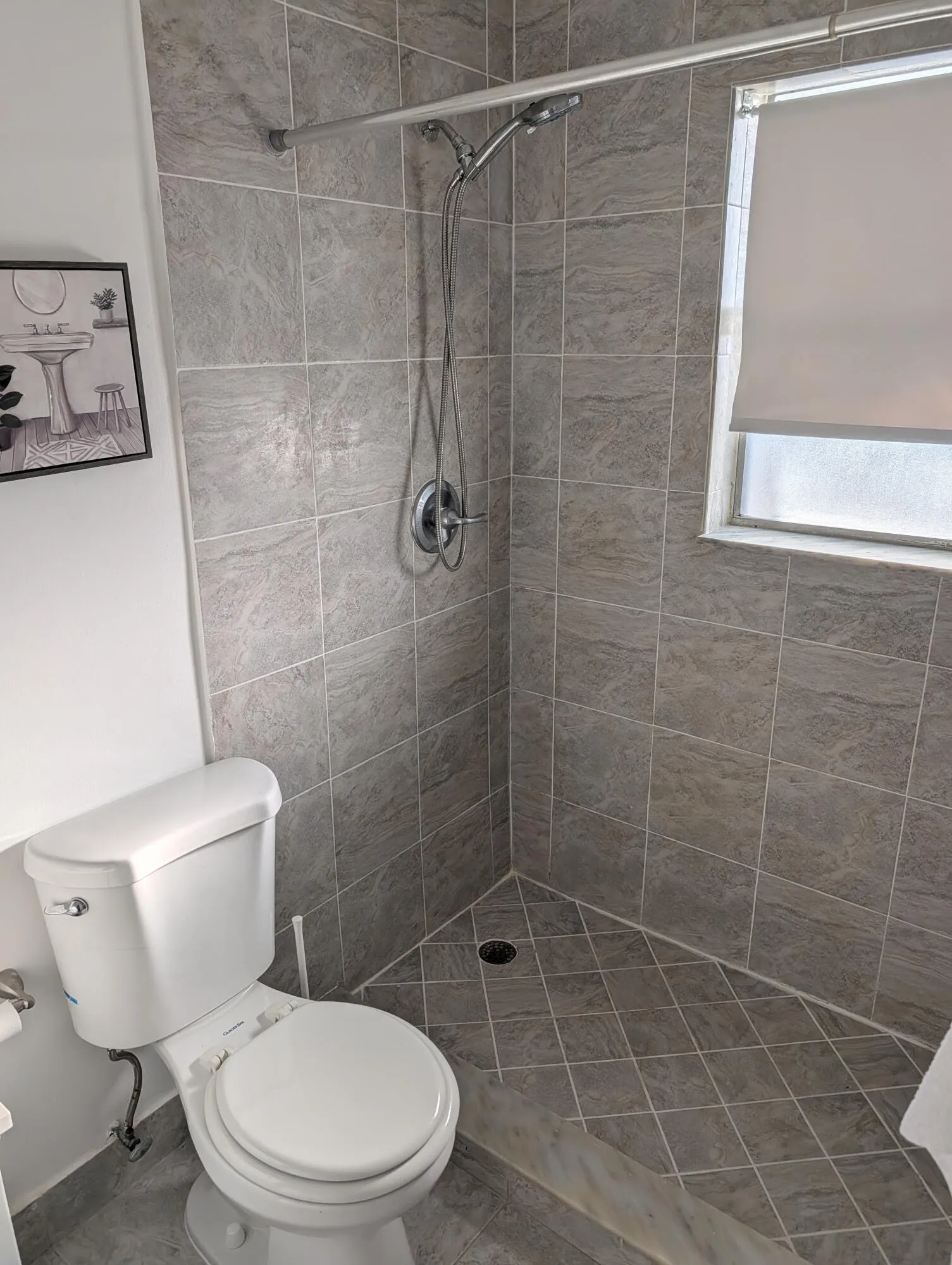 BATHROOM2