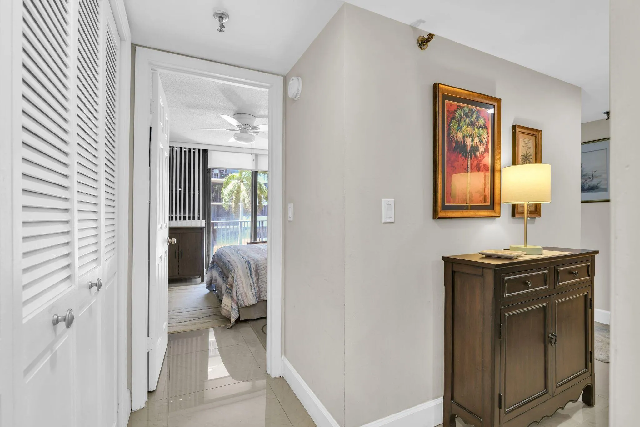 899 Jeffery St 301 second br