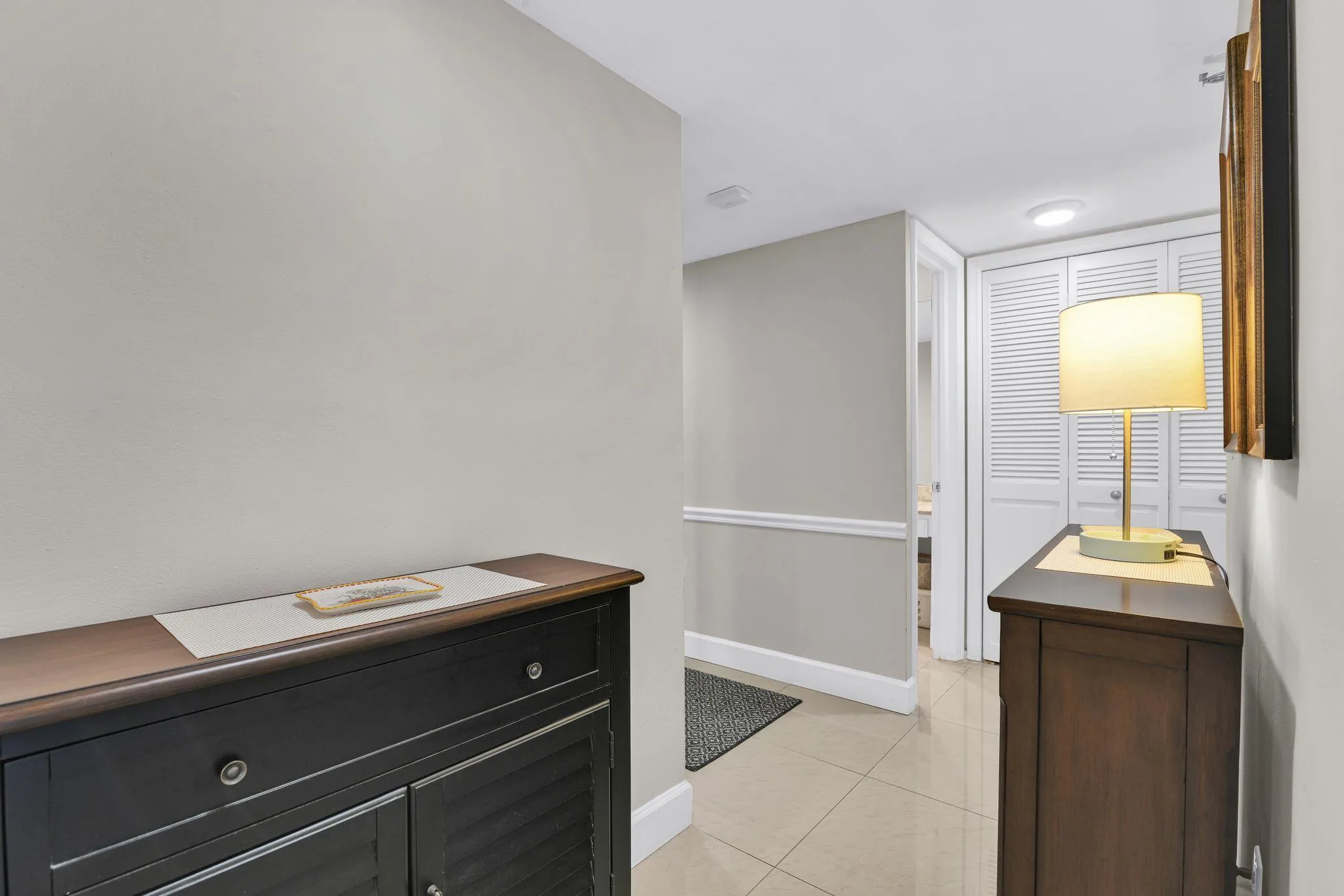 899 Jeffery St 301 pic 4