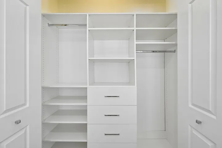 Guest Bedroom #3 Closet