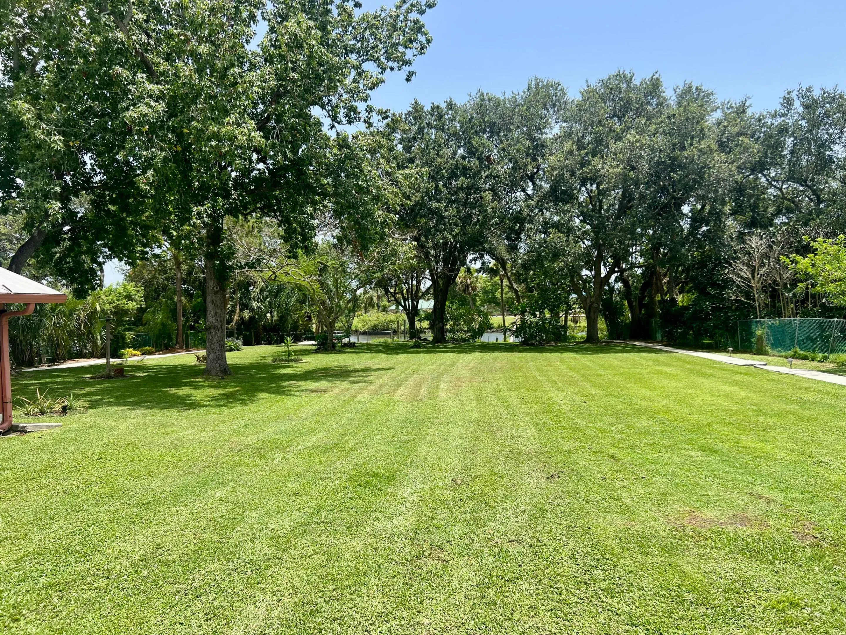 Property photo 63