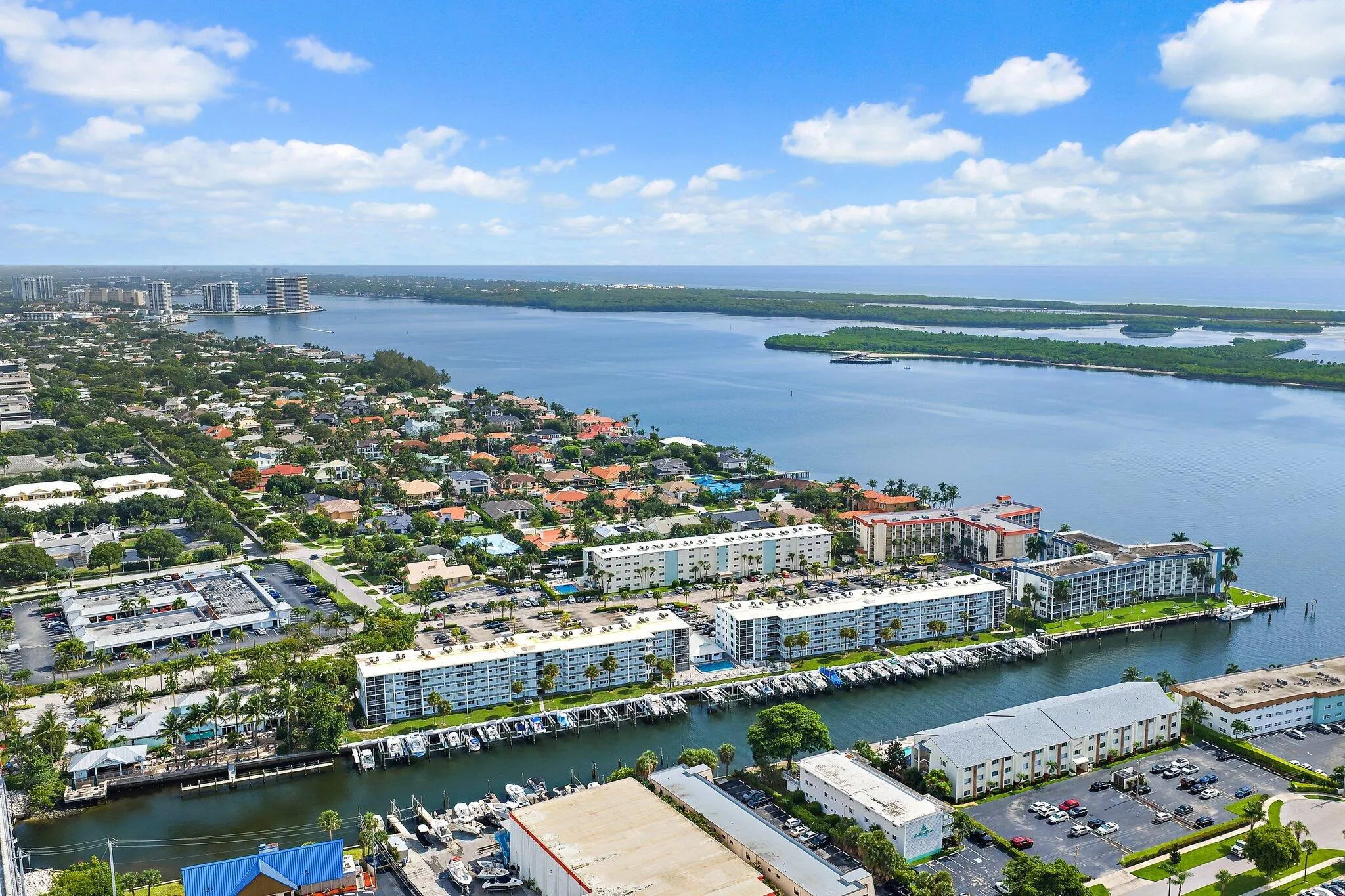 018-108ParadiseHarbourBlvd-314-NorthPalm