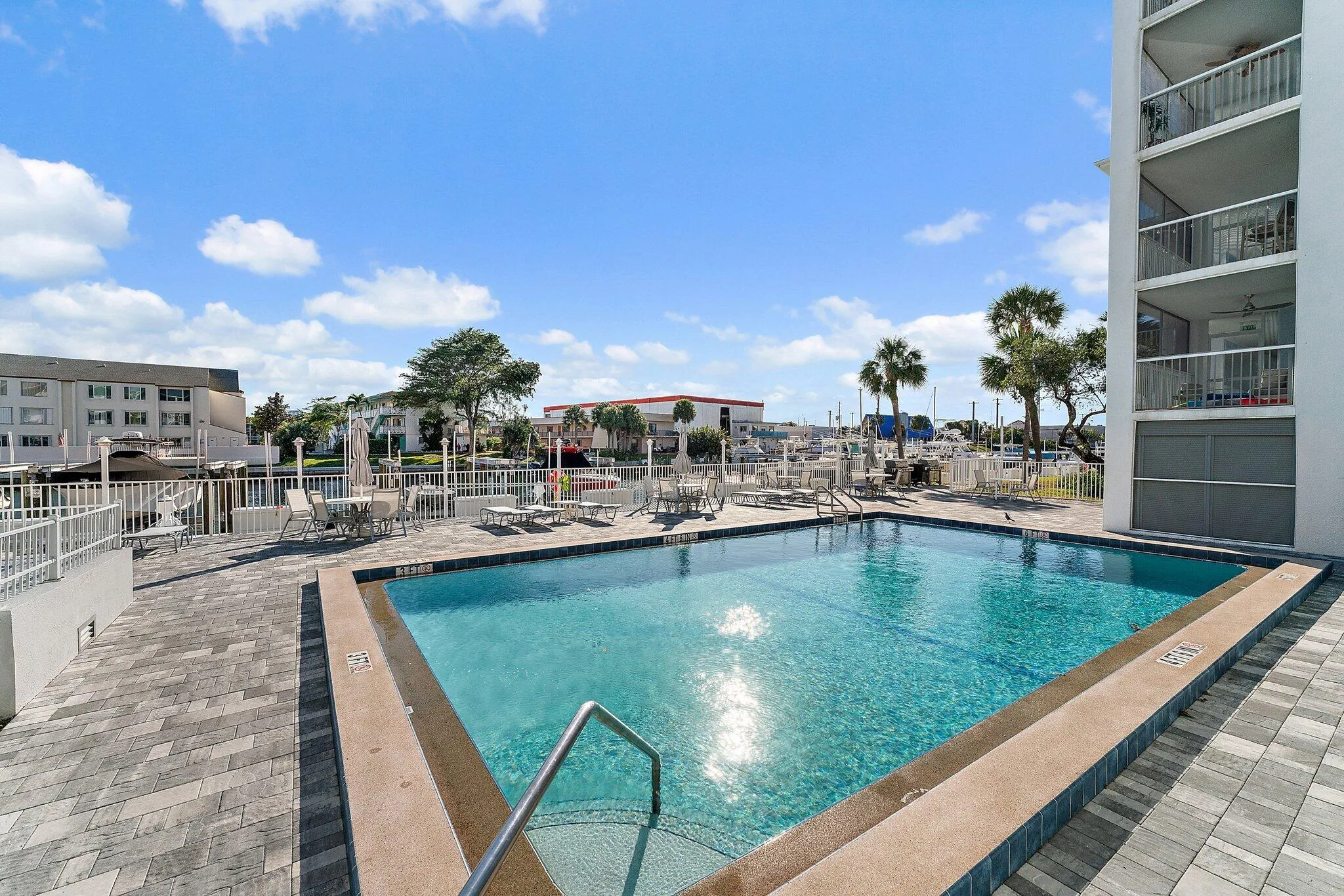 066-108ParadiseHarbourBlvd-314-NorthPalm