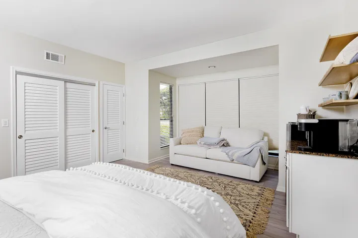 17_Studio Bed2