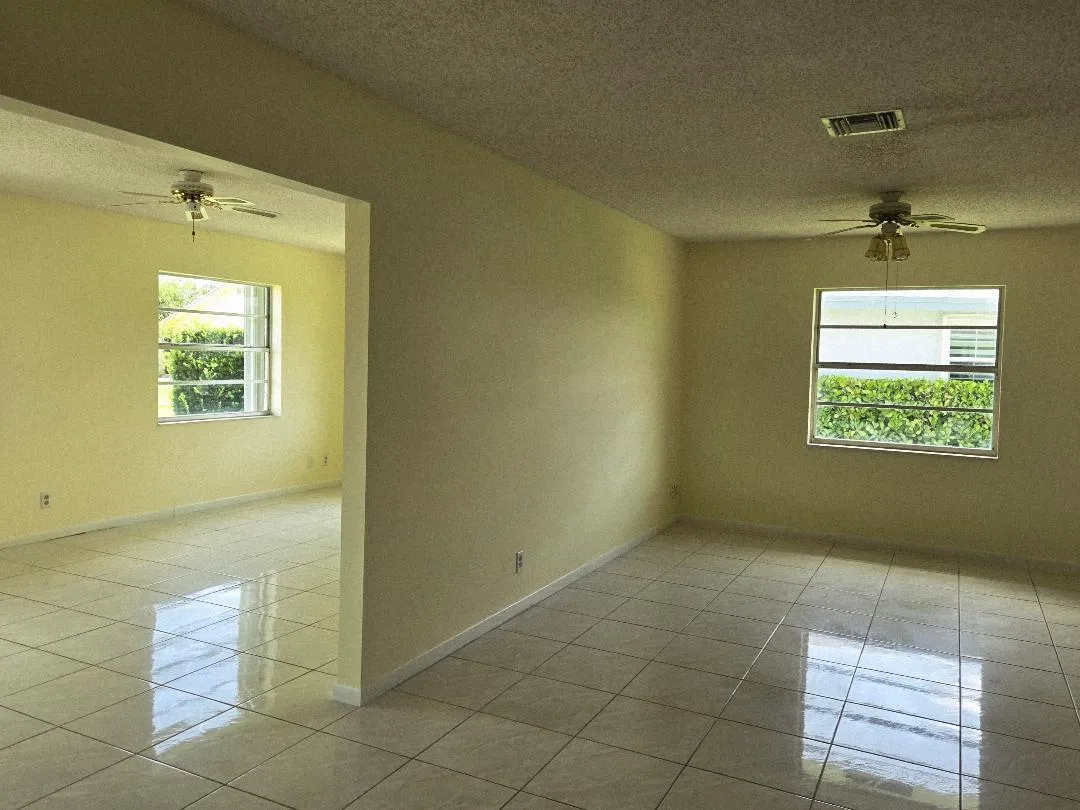 Dining Room leading into Florida Room/Sunroom