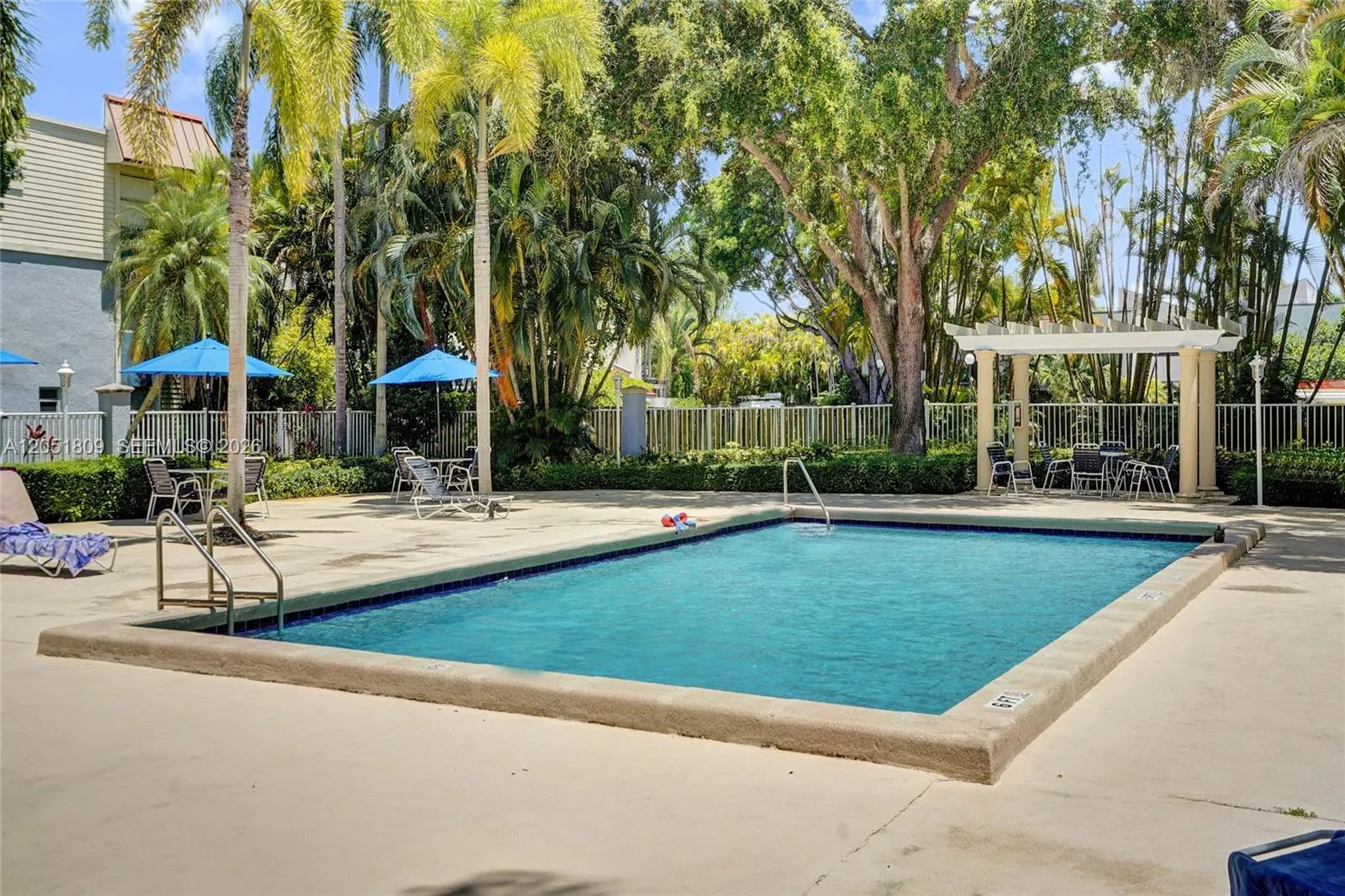 Property photo 32