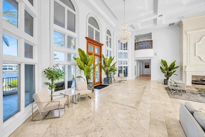 709 Idlewyld Dr-35