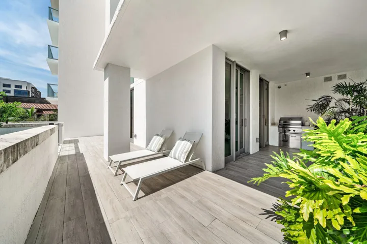 Terrace Dining