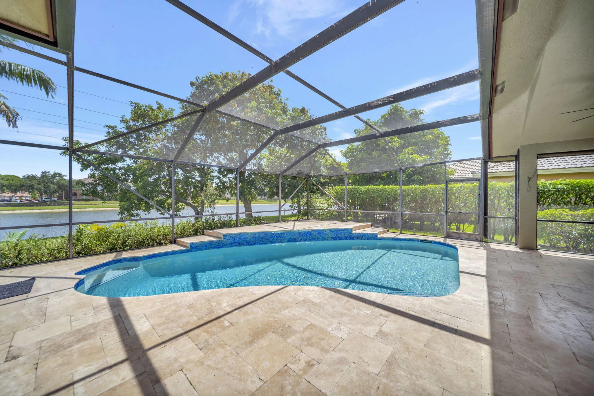 50_86-Pool Patio