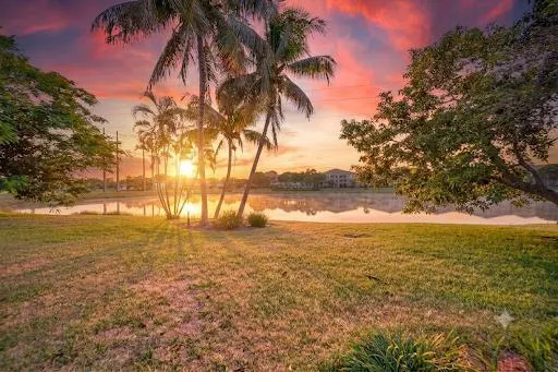 58_71_Backyard with Sunrise