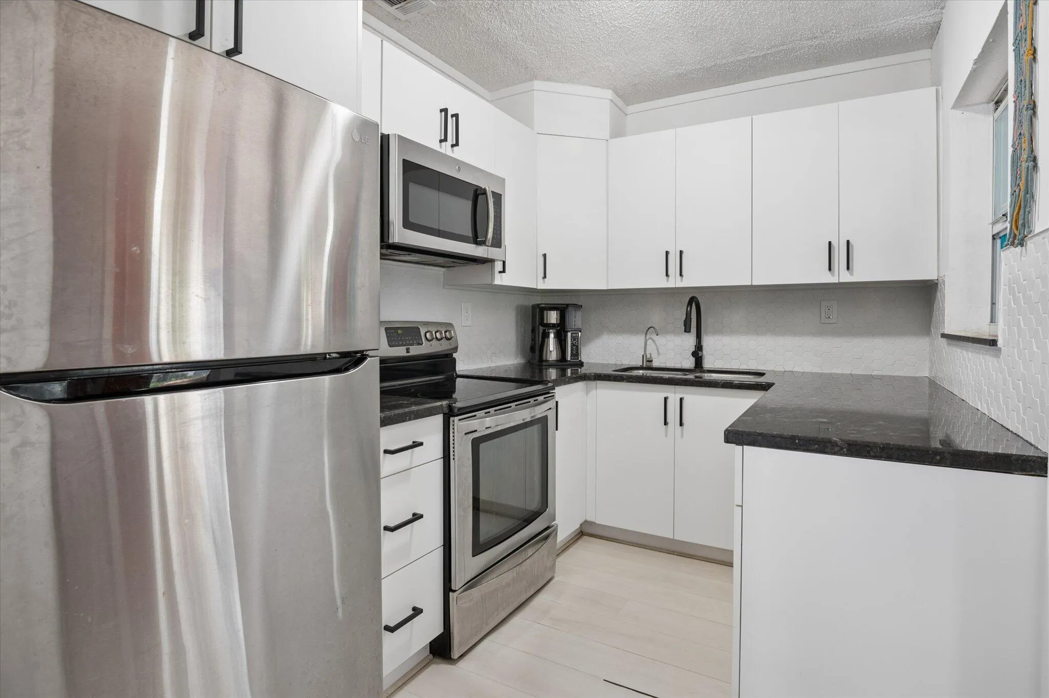 08-Crimaldi- 511 Carolina Ave-8