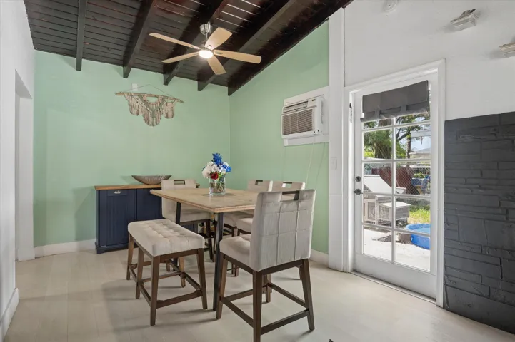 07-Crimaldi- 511 Carolina Ave-7