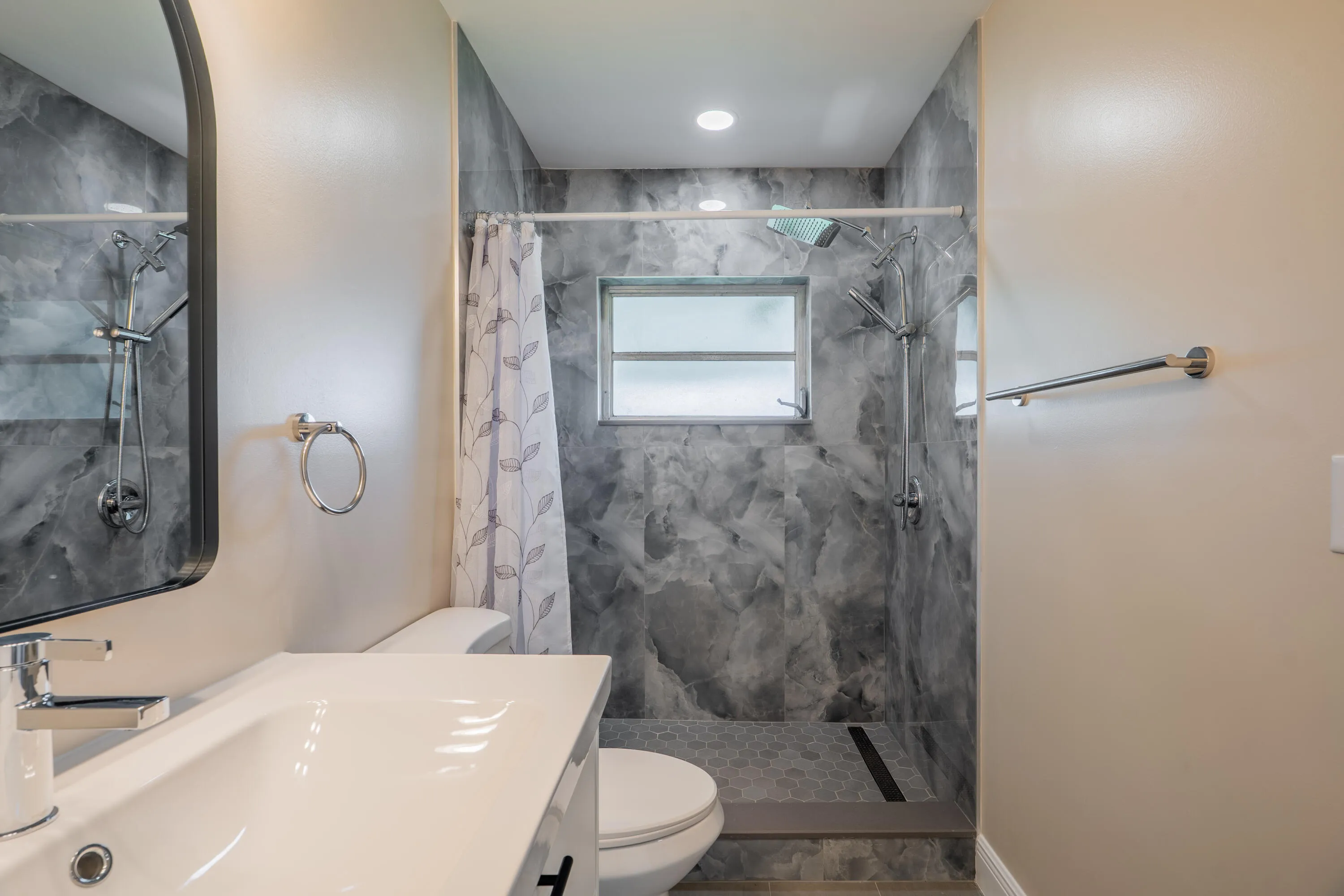 bathroom2.2