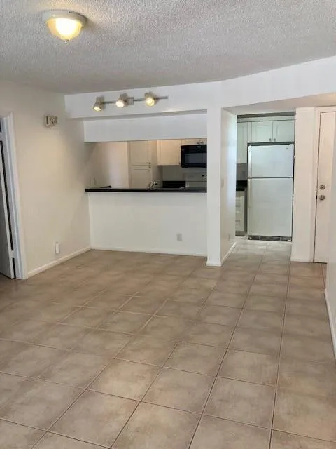 8371 SALE 19
