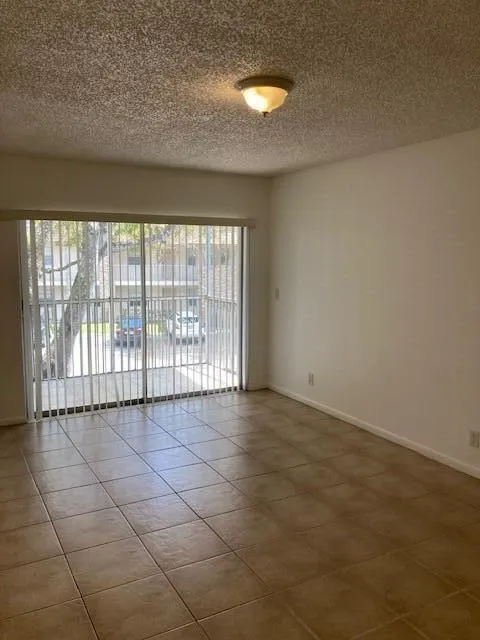 8371 SALE 18