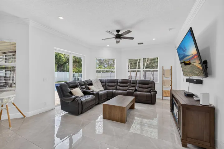 32-web-or-mls-5D1A5149