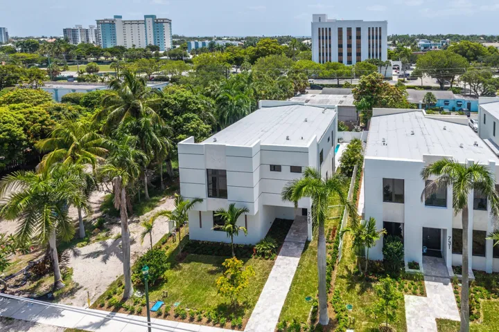 051-725Southeast4thAvenue-DelrayBeach-FL
