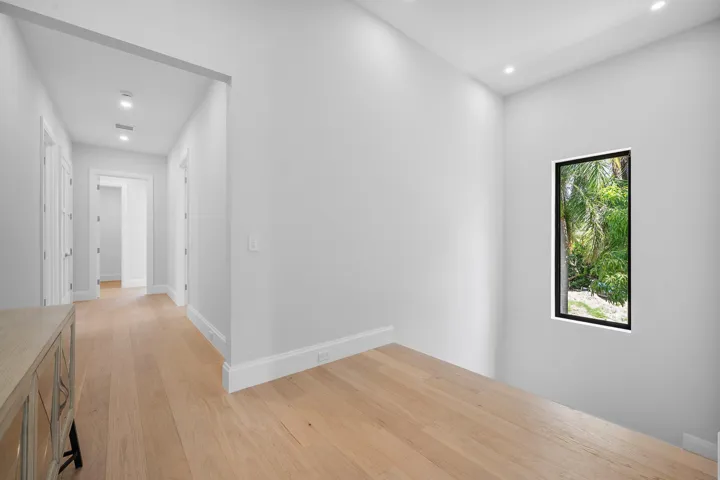 024-725Southeast4thAvenue-DelrayBeach-FL