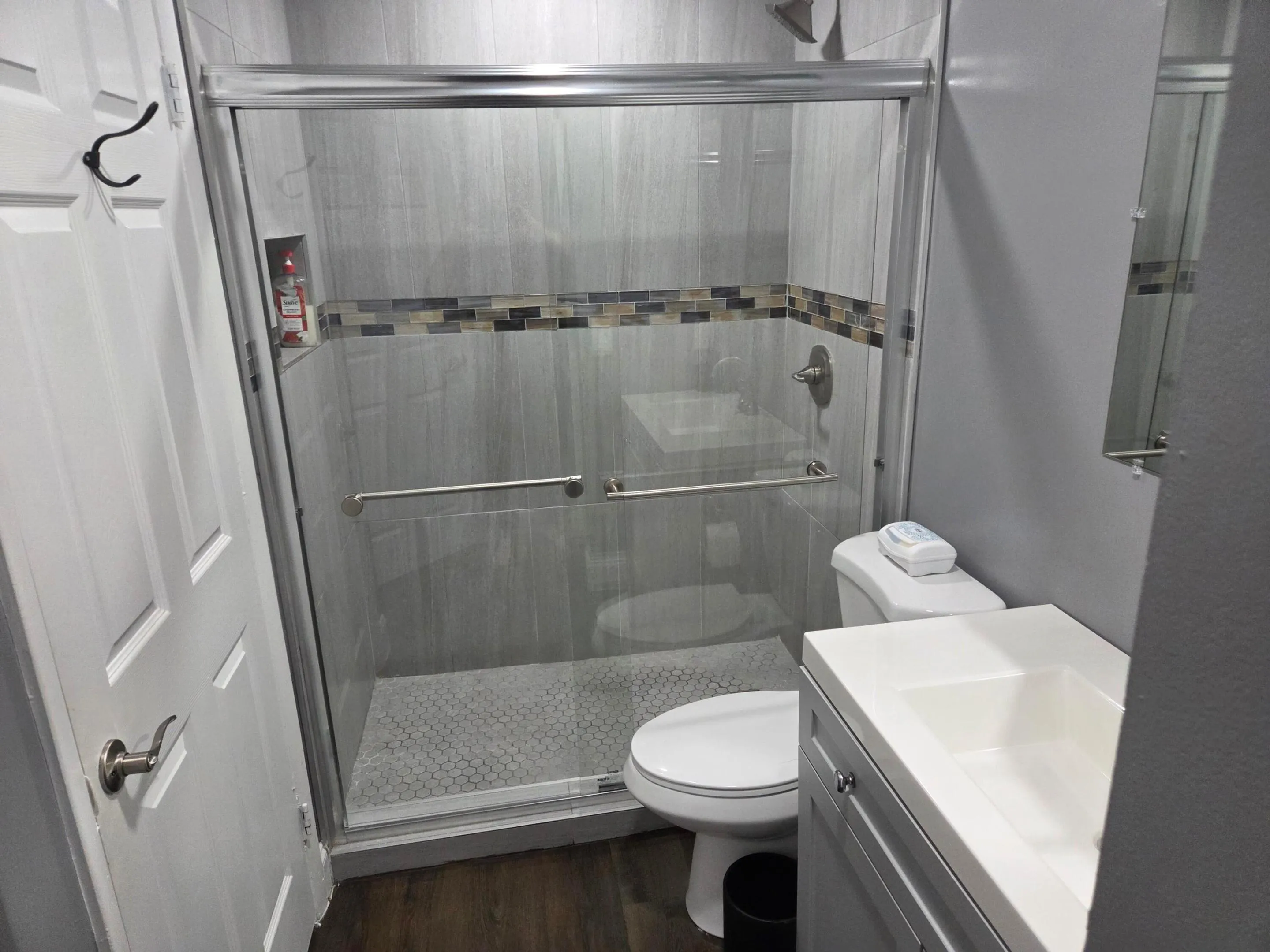 2nd Bathroom
