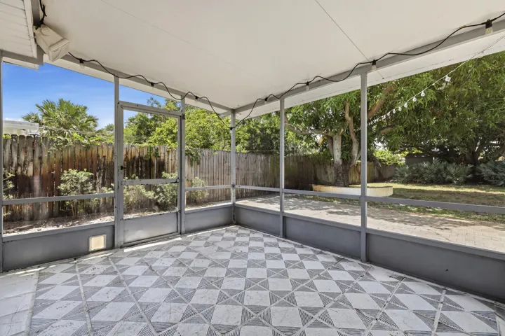 Screened patio