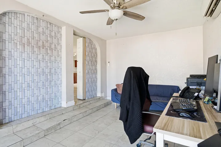 333-MID-PINES-ROAD-33461-018
