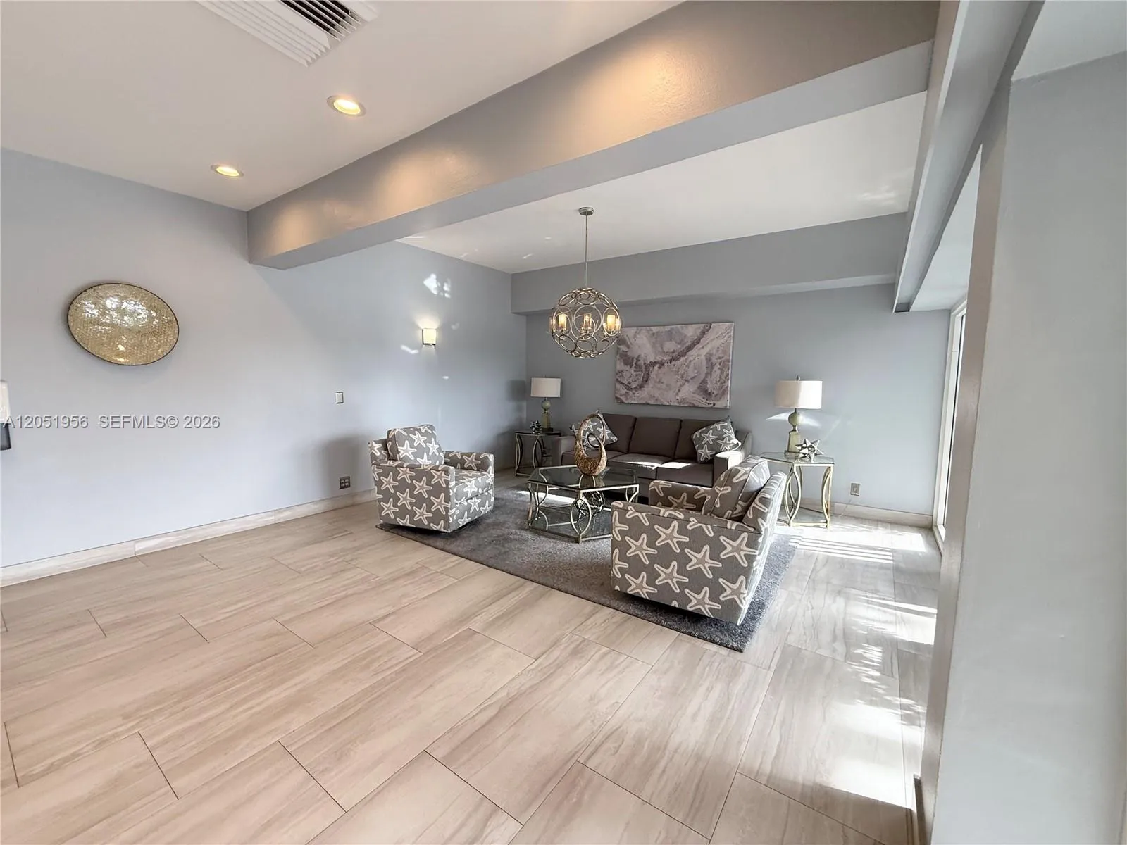 Building entrance lobby