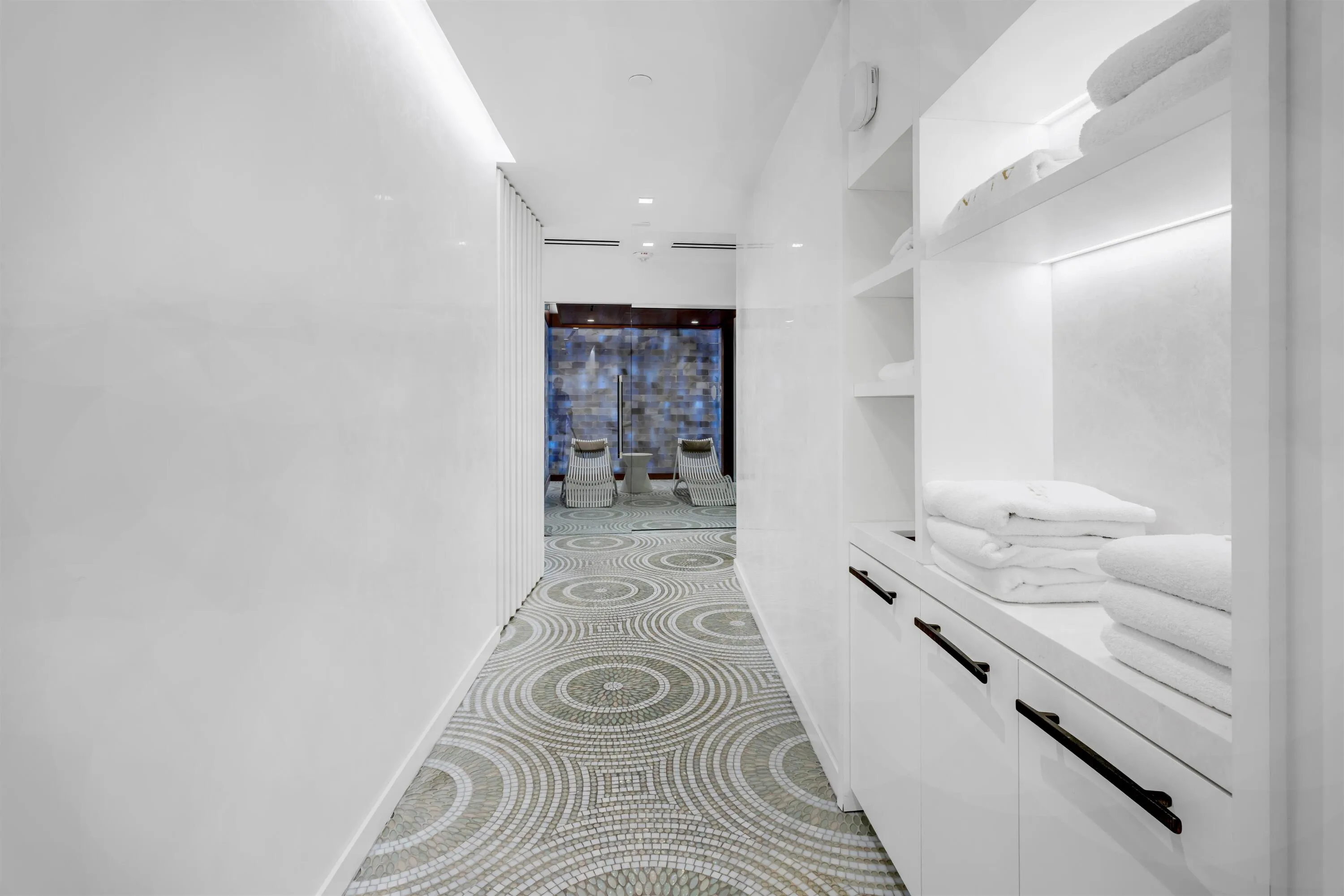 SPA LOUNGE