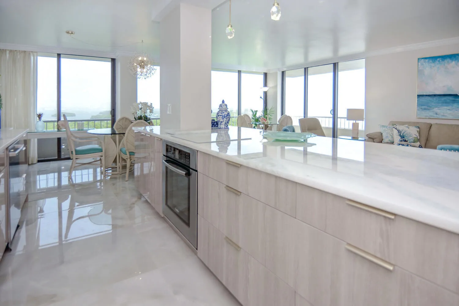 Newly Renovated Kitchen