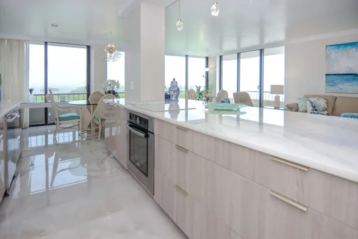 Newly Renovated Kitchen