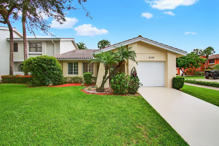 6105 VIA LAGUNA LN, 3/2/ CORNER VILLA