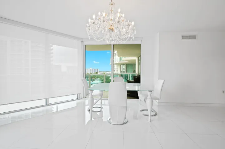 10-web-or-mls-200-sunny-isles-blvd-806