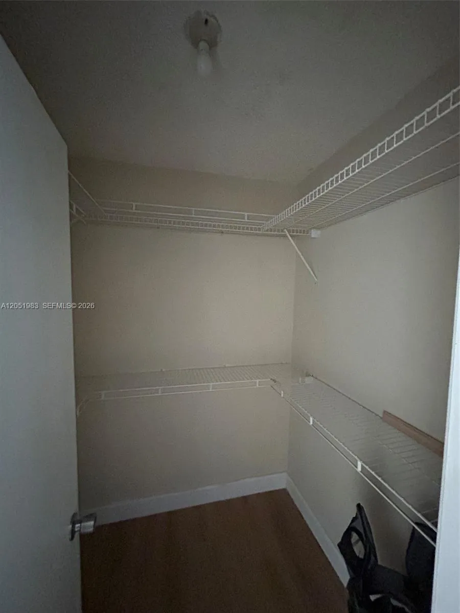 Walk-in Closet
