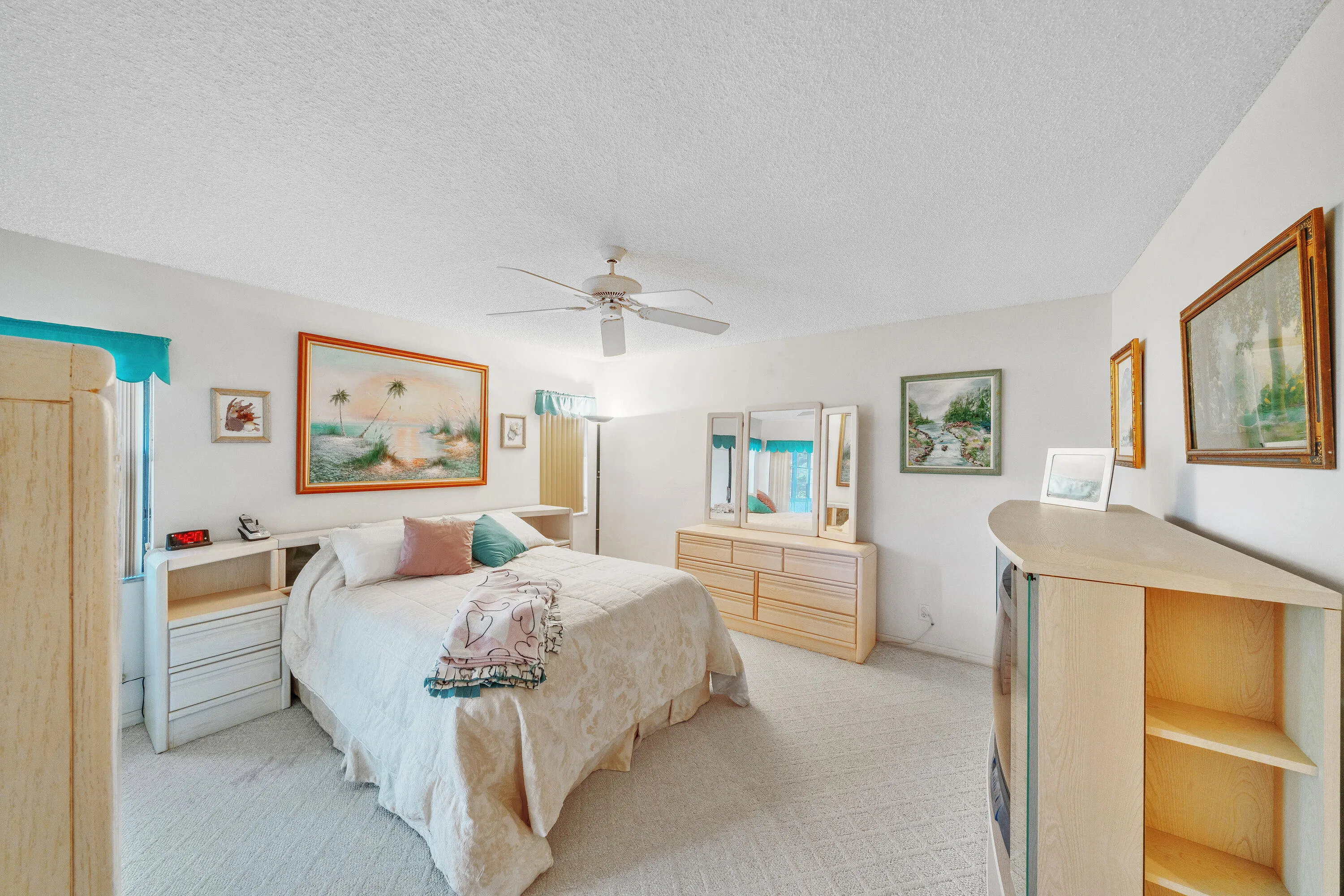 10 Primnary Bedroom Suite (2)