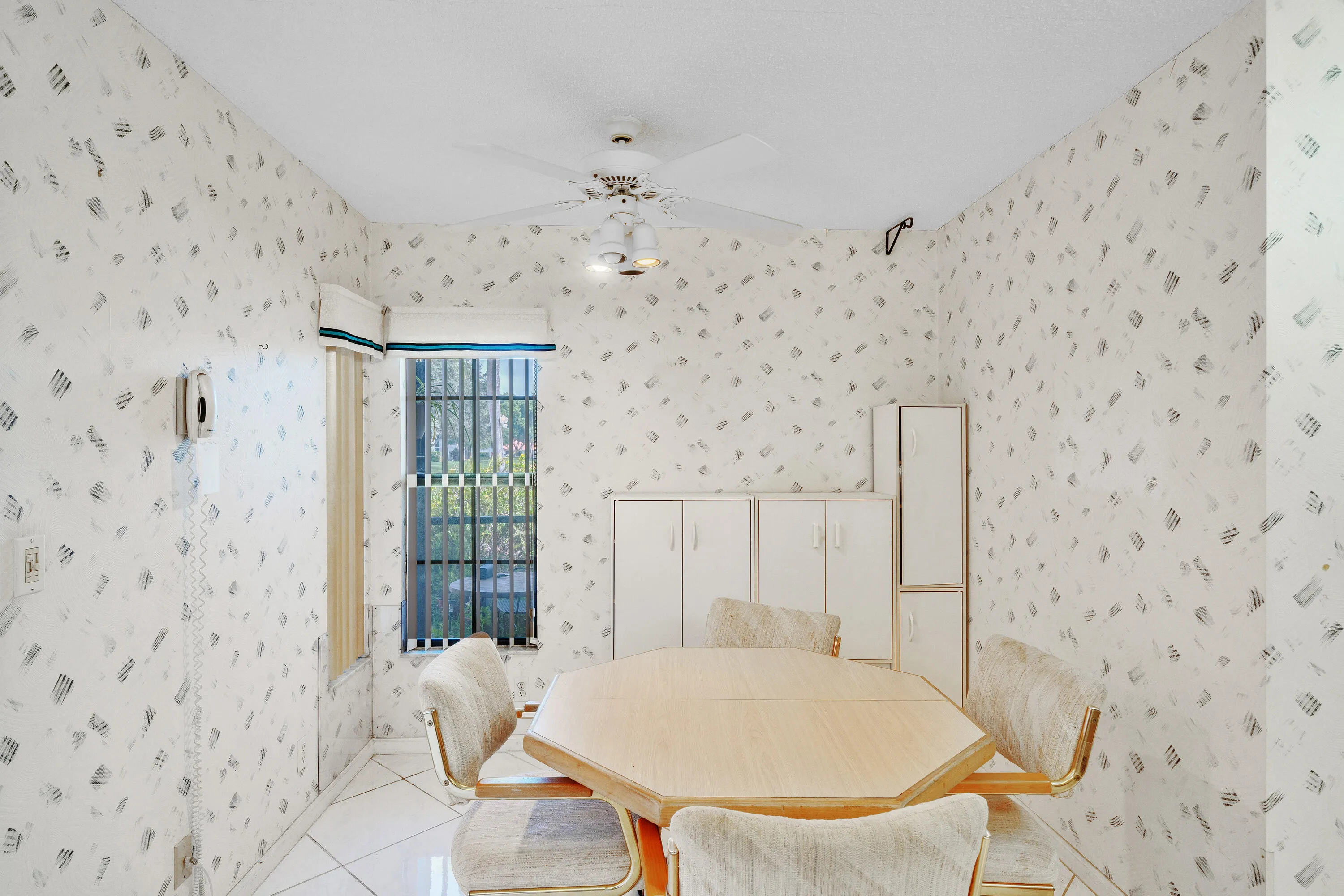 4 Kitchen (04)