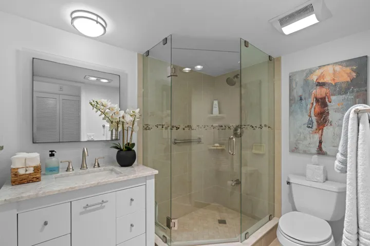 DSC02994.jpg-SMALL