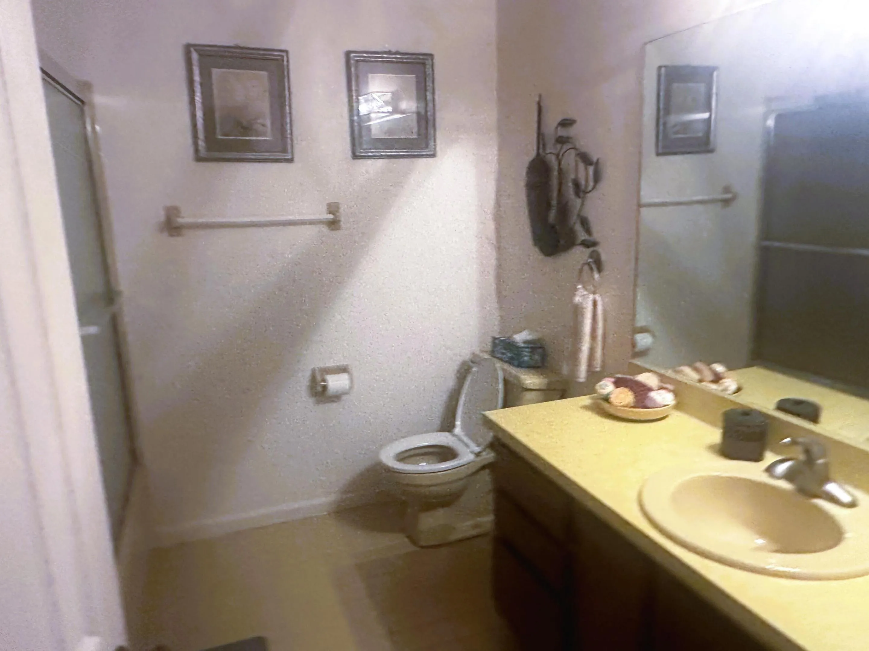 Bathroom2