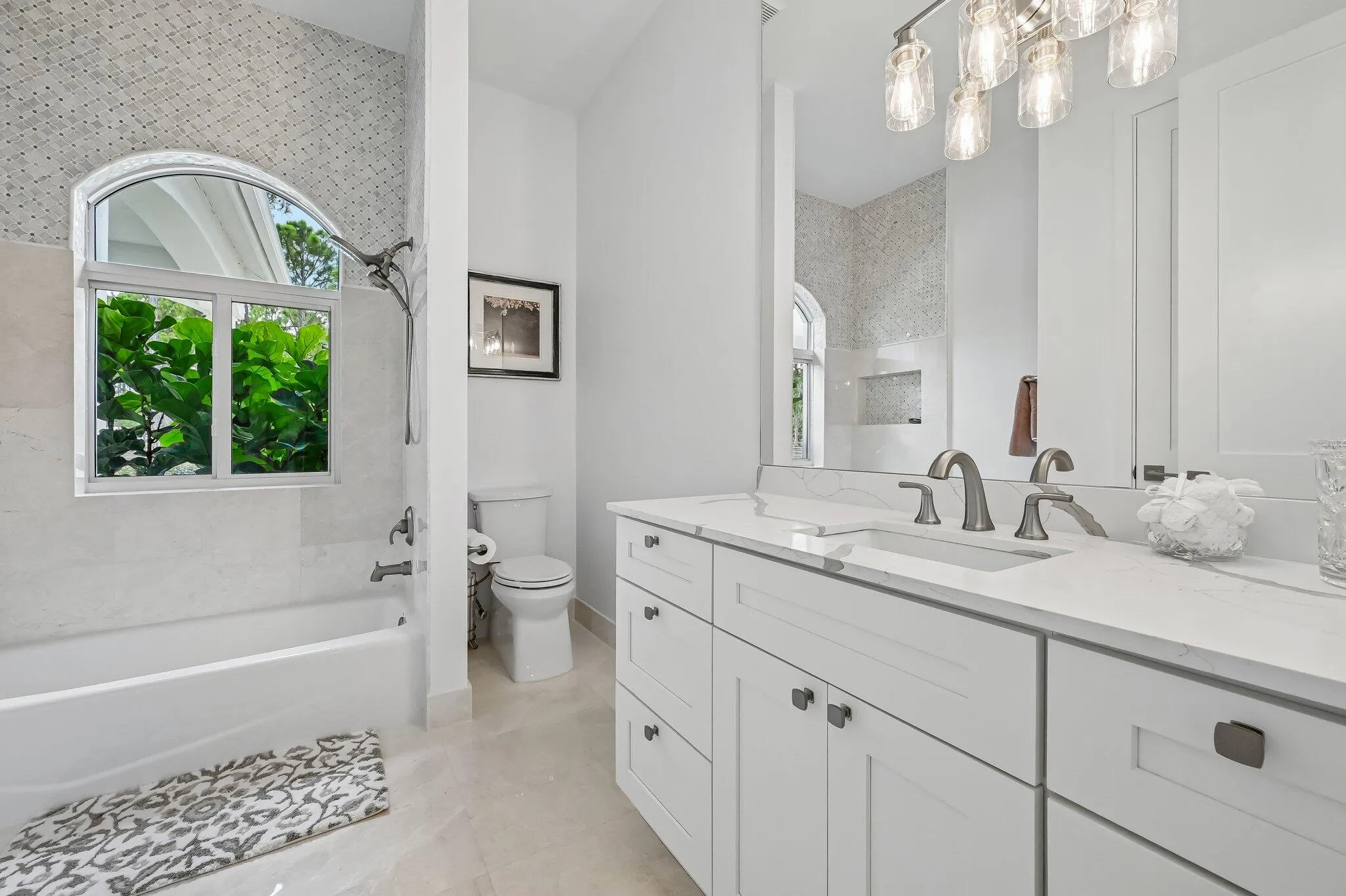 Second Guest Bathroom In Main House