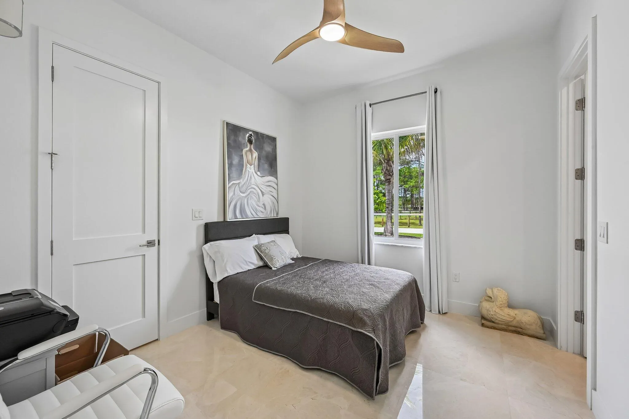 Third Bedroom In Main House