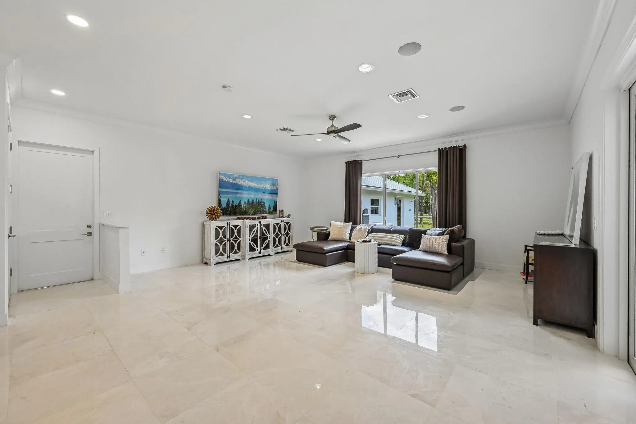 Family Room In Main House