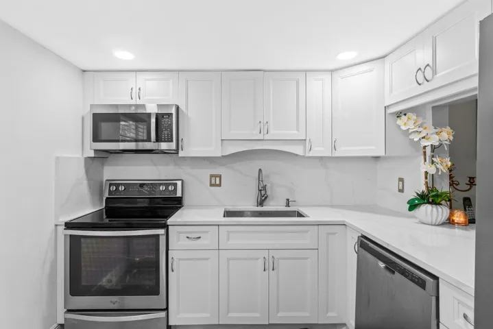 010-14721BonaireBoulevard-101-DelrayBeac