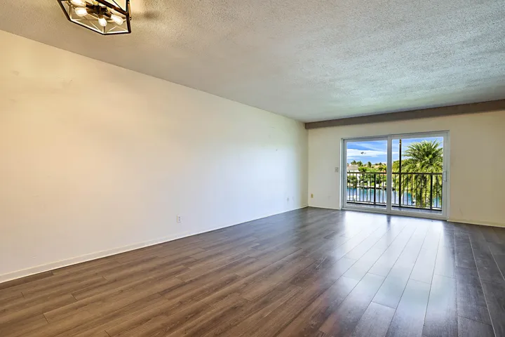 230 N Federal Hwy #305-3