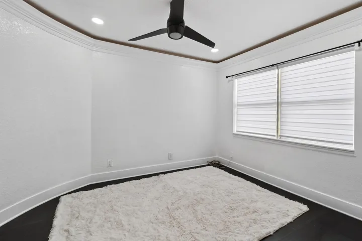 Spacious Office/Den area within primary bedroom