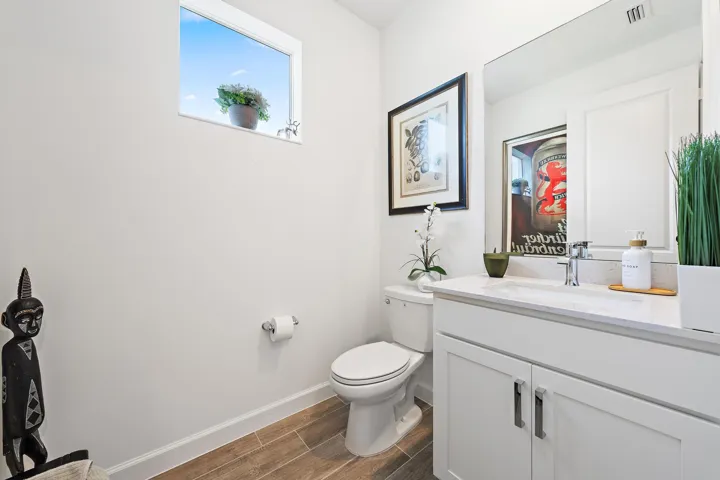 1525 Stockbridge St-12