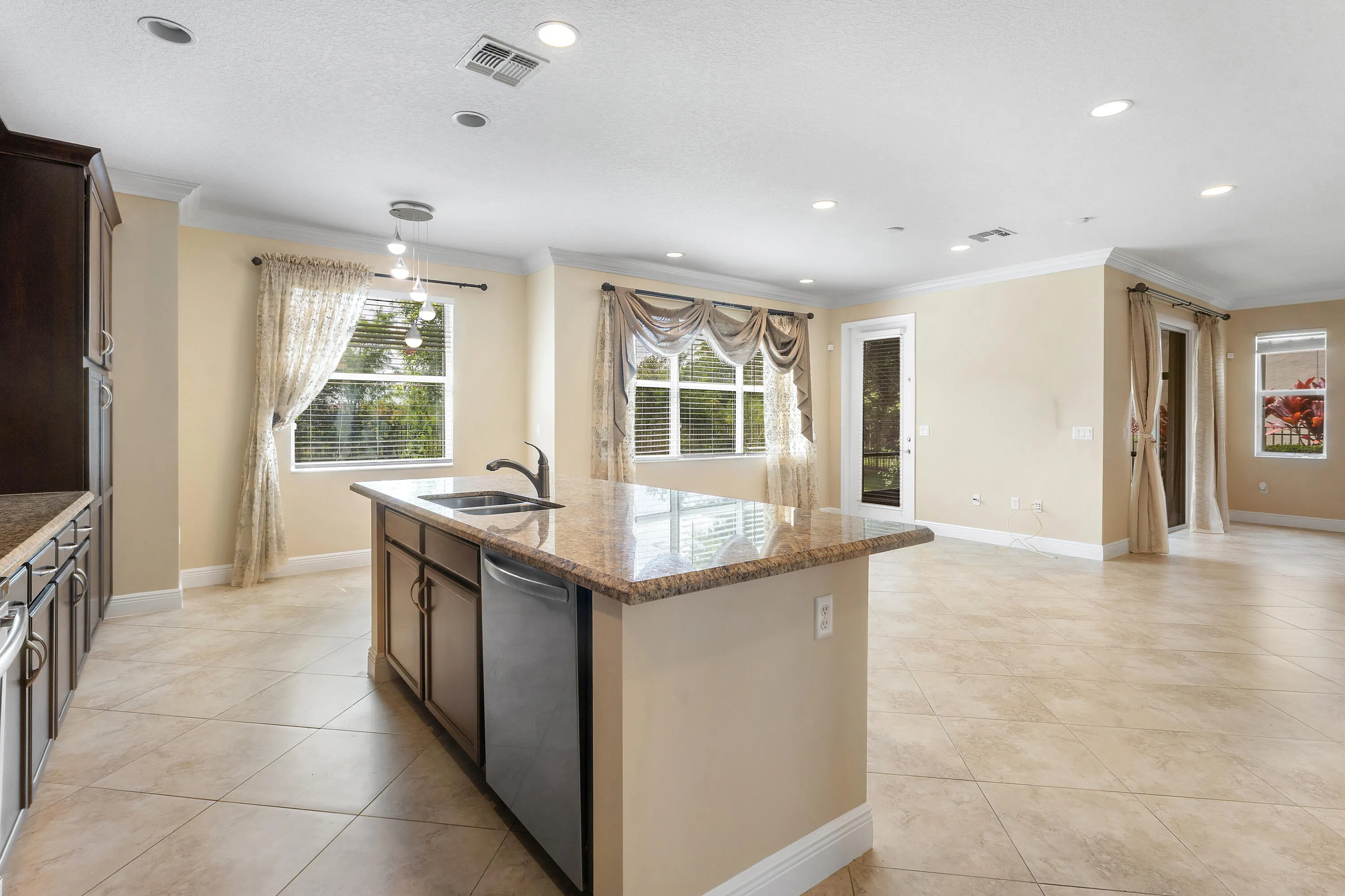009-2417BellarosaCircle-WestPalmBeach-FL