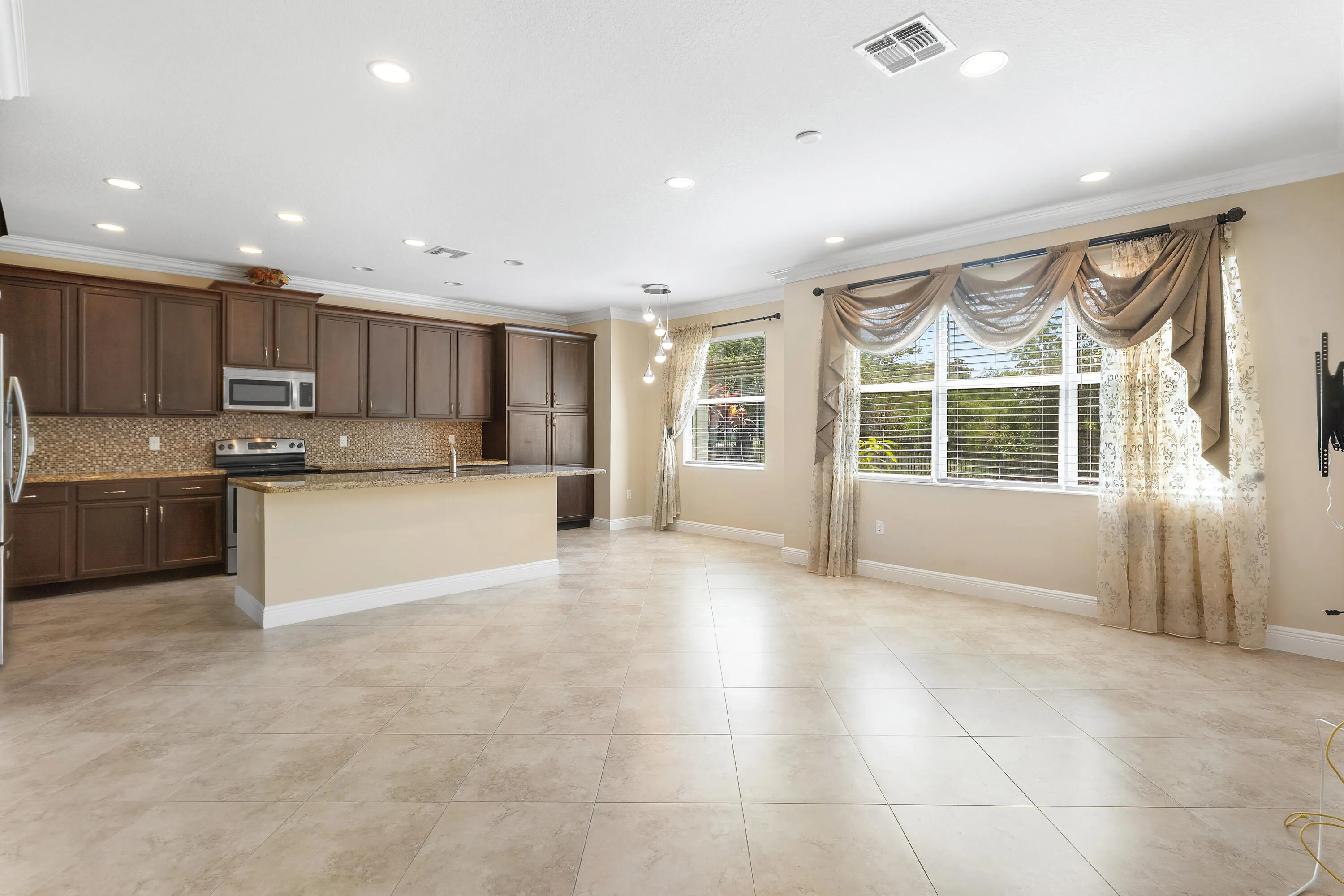016-2417BellarosaCircle-WestPalmBeach-FL