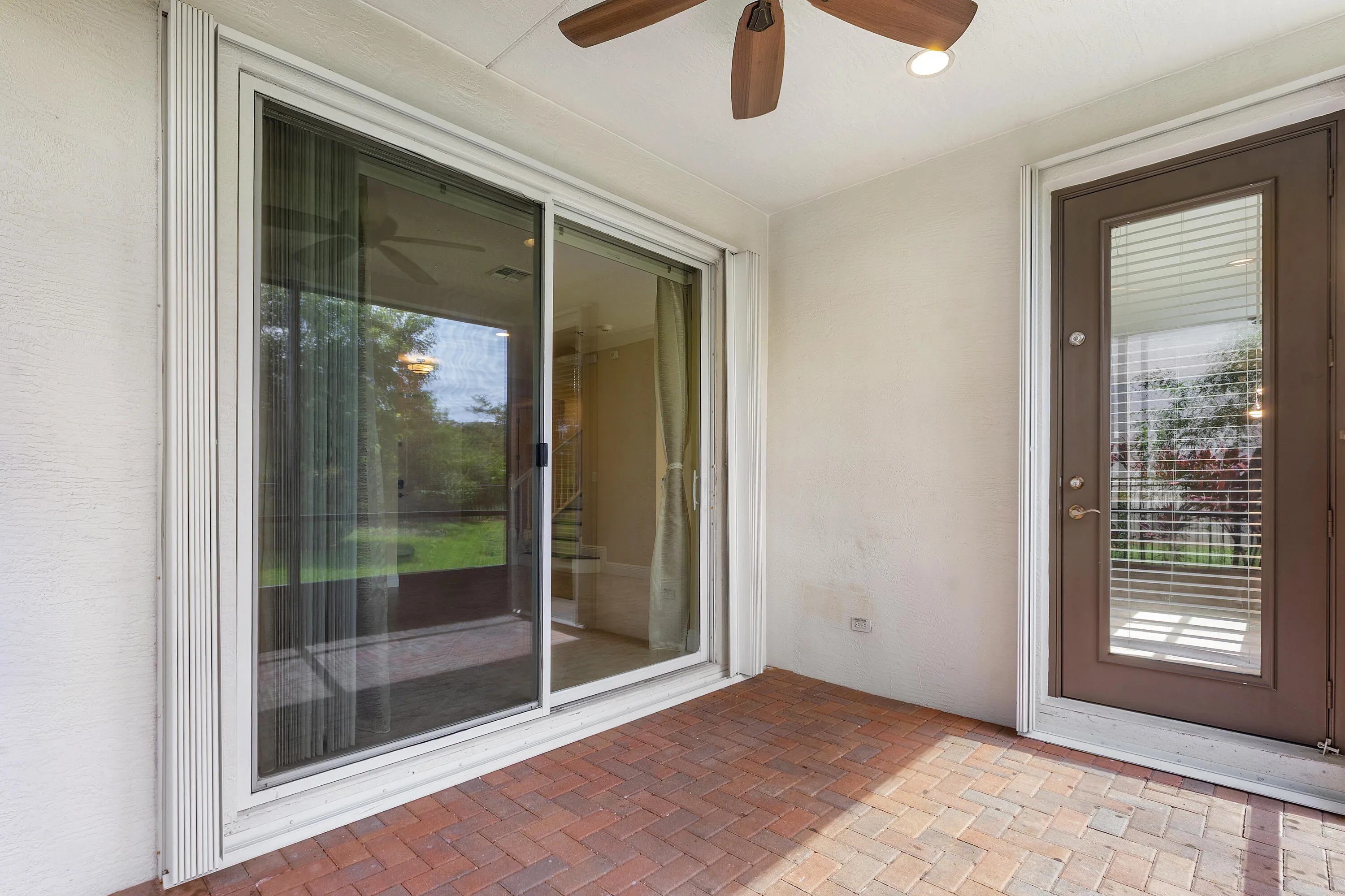 043-2417BellarosaCircle-WestPalmBeach-FL