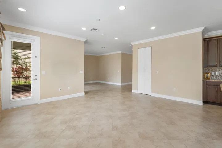 015-2417BellarosaCircle-WestPalmBeach-FL
