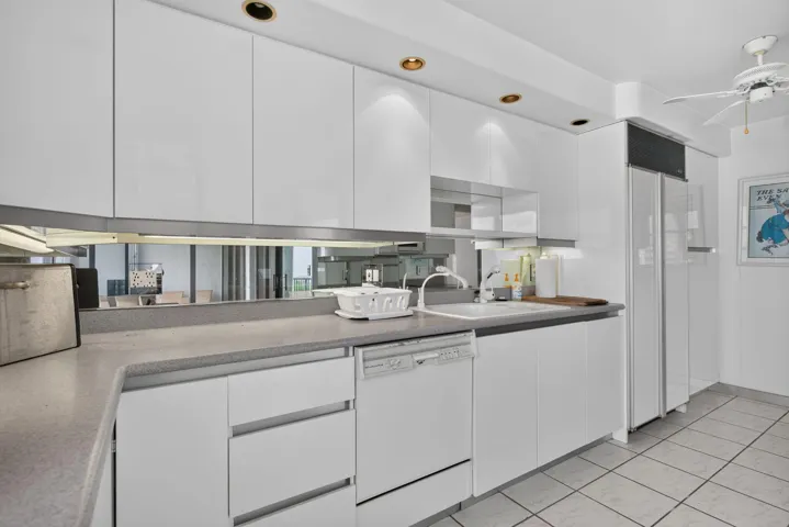 21-web-or-mls-936-7956