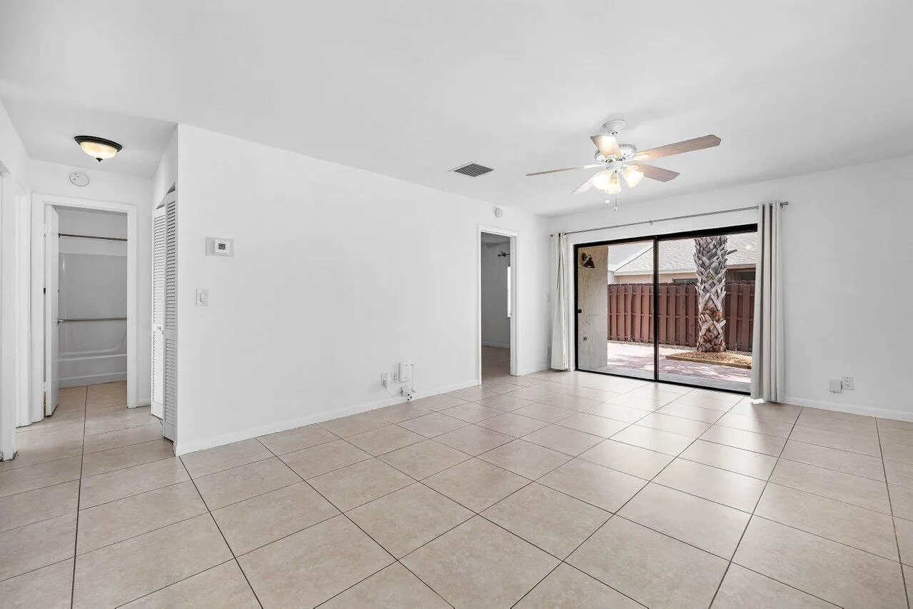 16422 Straw Way