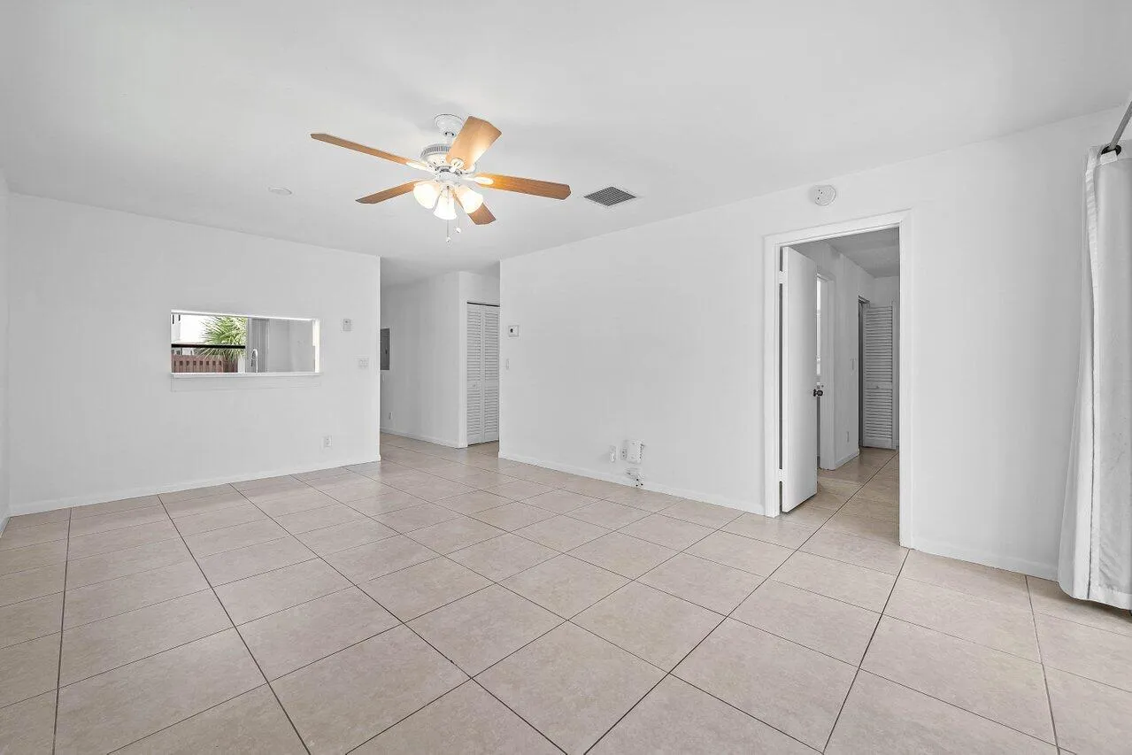 16422 Straw Way